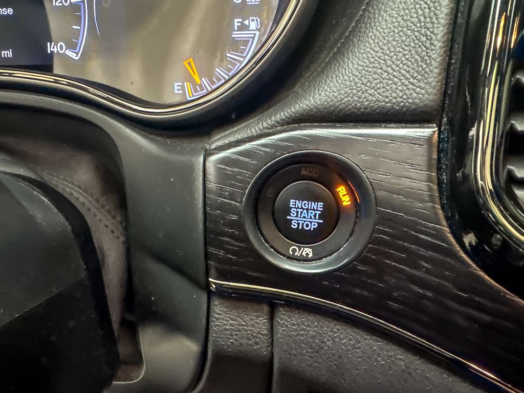 2020 JEEP GRAND CHEROKEE - Image 17