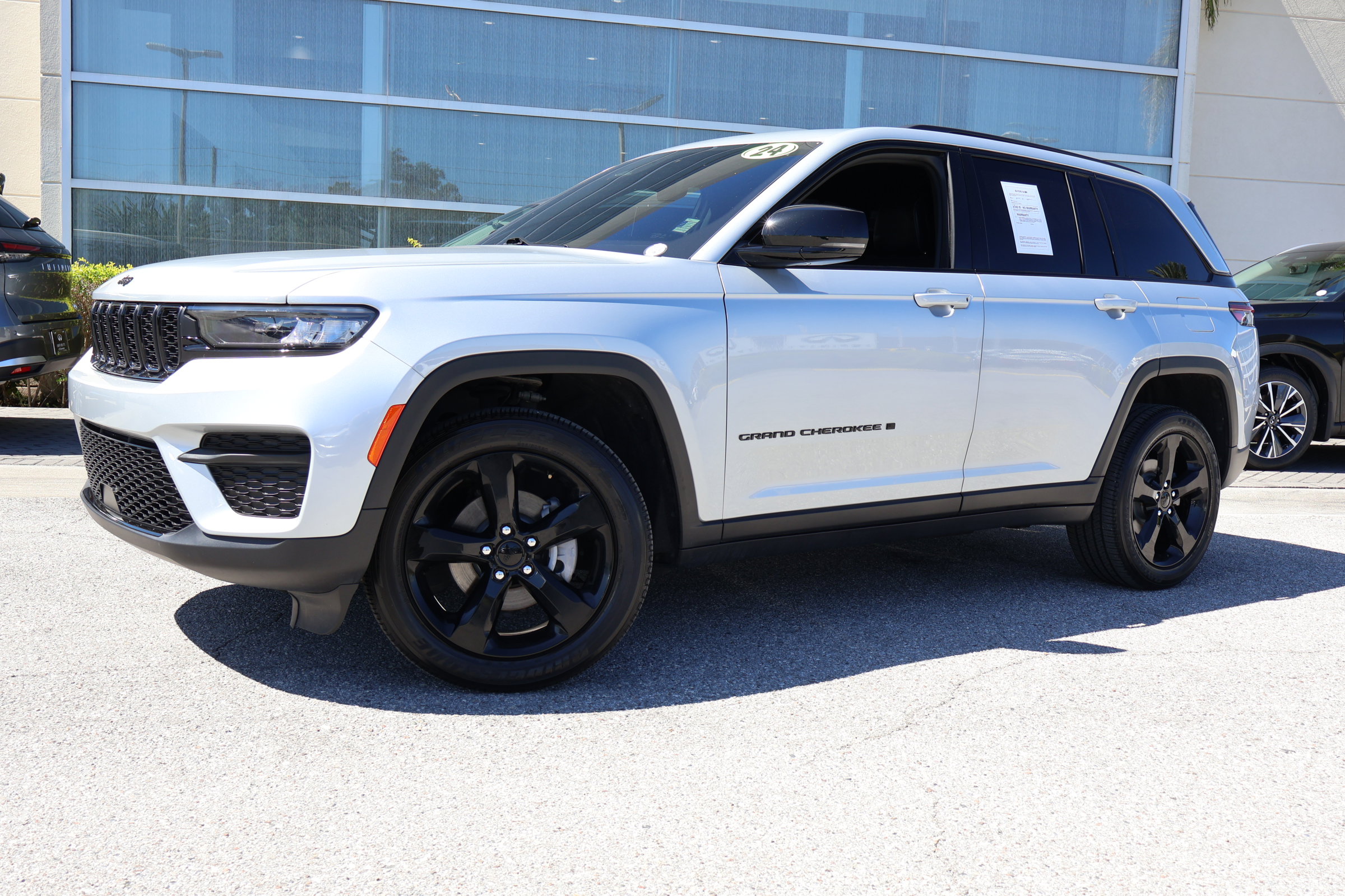 2024 Jeep Grand Cherokee Altitude's photo