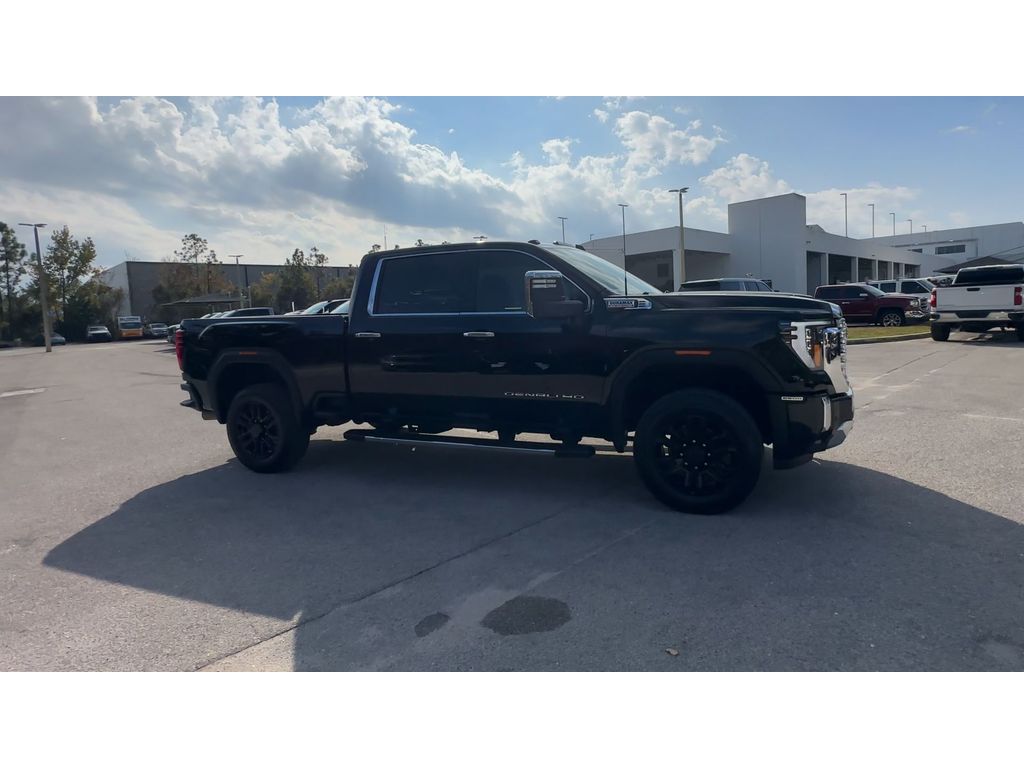 2024 Gmc Sierra 2500 HD Denali photo 2