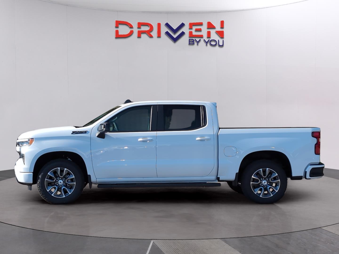 2026 Chevrolet Silverado 1500 RST photo 2