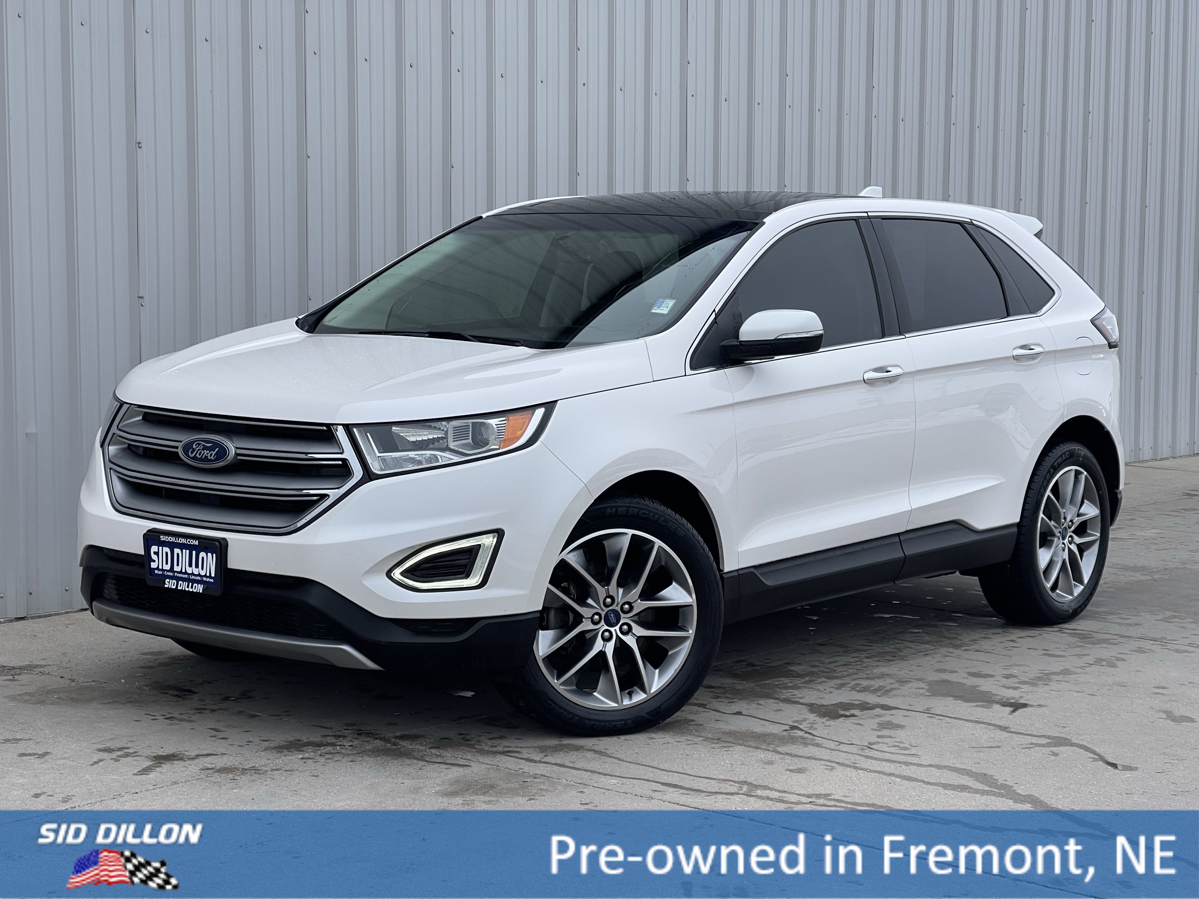 2017 Ford Edge Titanium's photo