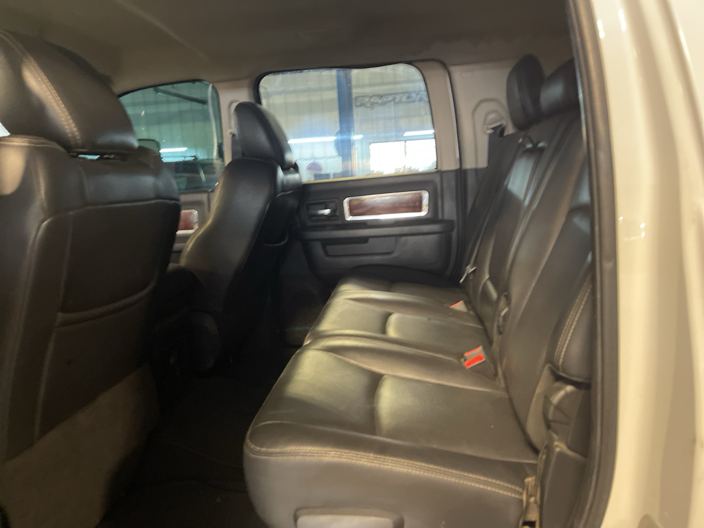 2011 Dodge Ram 3500 Laramie photo 14