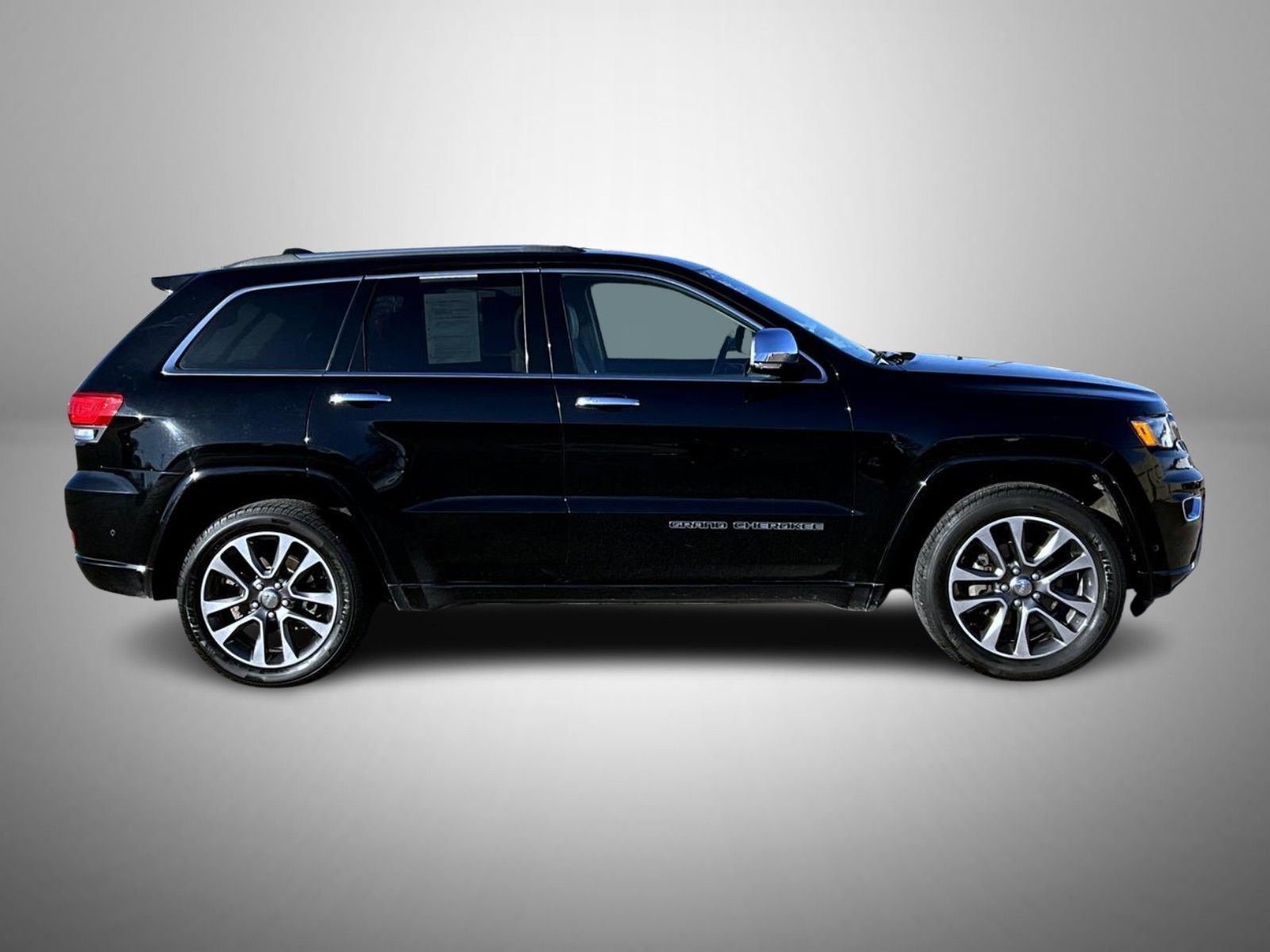 2017 Jeep Grand Cherokee Overland photo 4