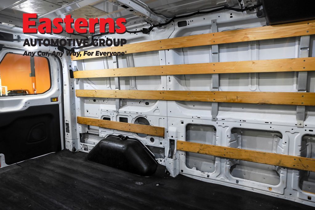 2019 Ford Transit photo 13