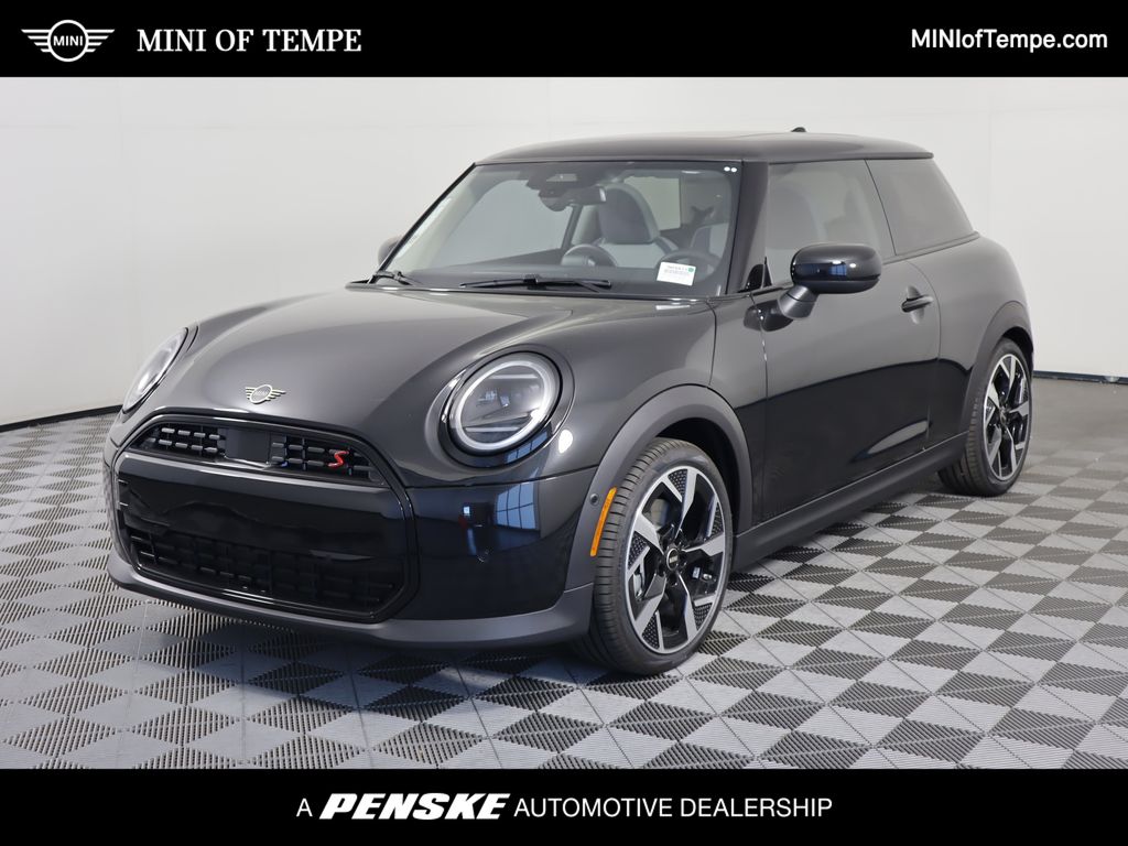 2025 MINI Hardtop 2 Door S's photo