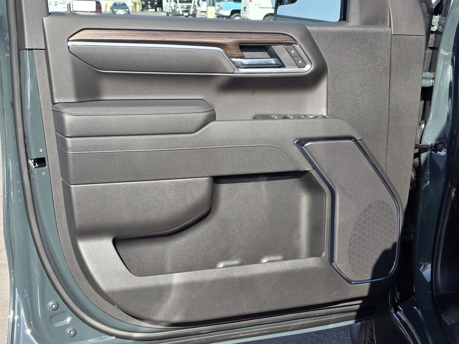 2025 Chevrolet Silverado LT photo 20