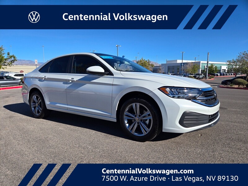 2023 Volkswagen Jetta SE's photo