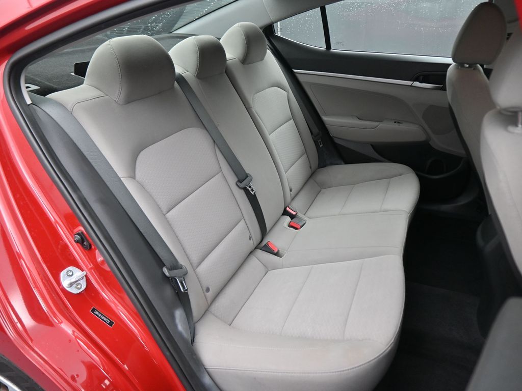 2019 Hyundai Elantra SE photo 42