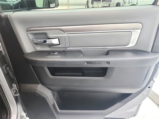 2023 Ram 1500 Classic SLT photo 20