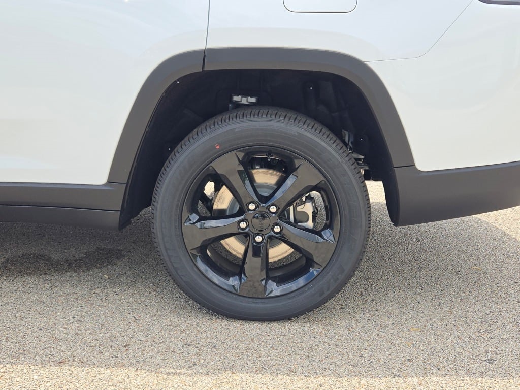 2025 Jeep Grand Cherokee Altitude X photo 16