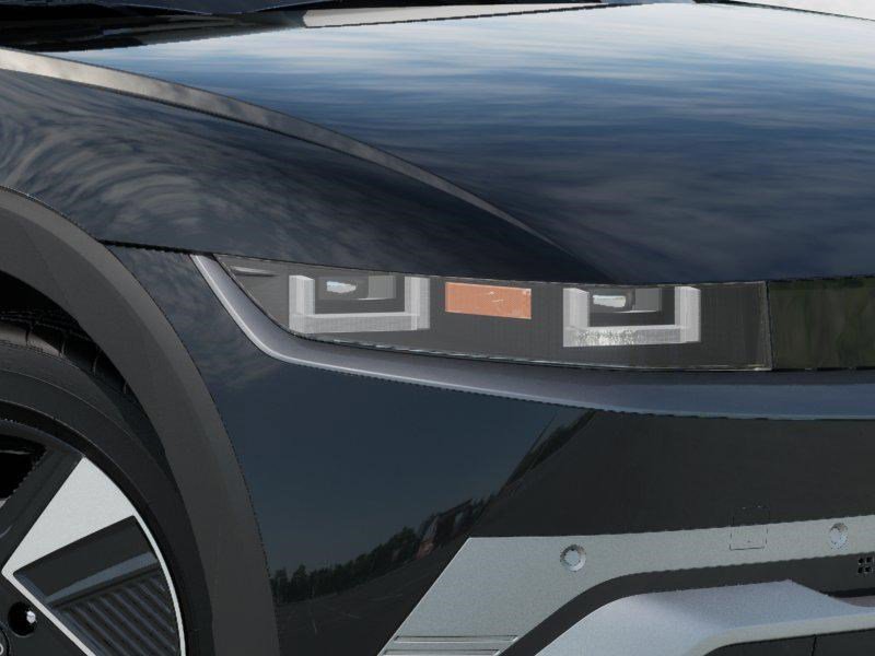 2025 Hyundai Ioniq 5 SEL photo 9
