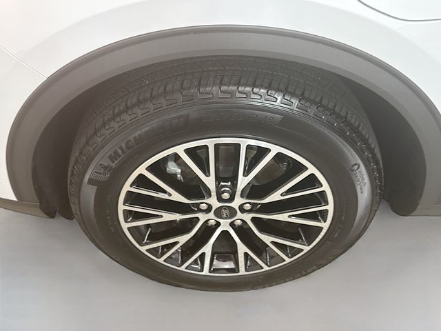 2025 Ford Escape Plug-In Hybrid Base photo 29
