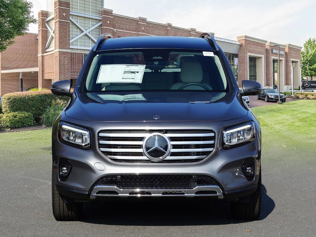 2026 Mercedes Benz GLB 250 photo 2