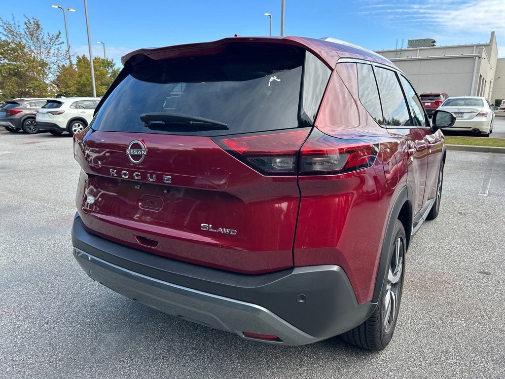 2023 Nissan Rogue SL photo 3