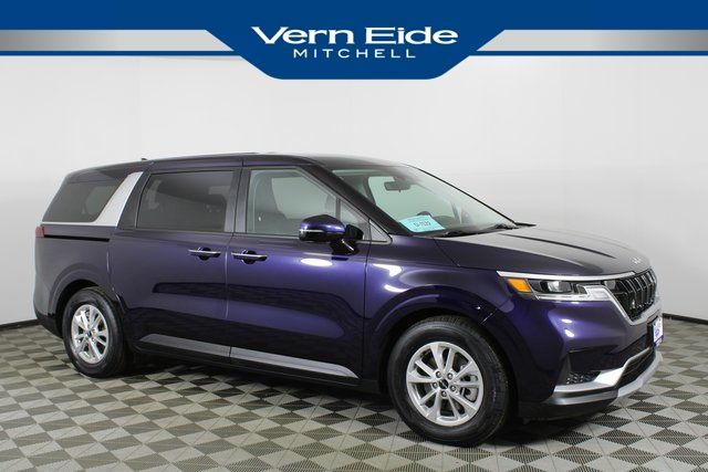 2024 Kia Carnival LX Seat Pkg's photo