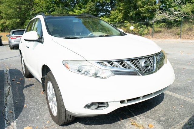2012 Nissan Murano SV photo 2