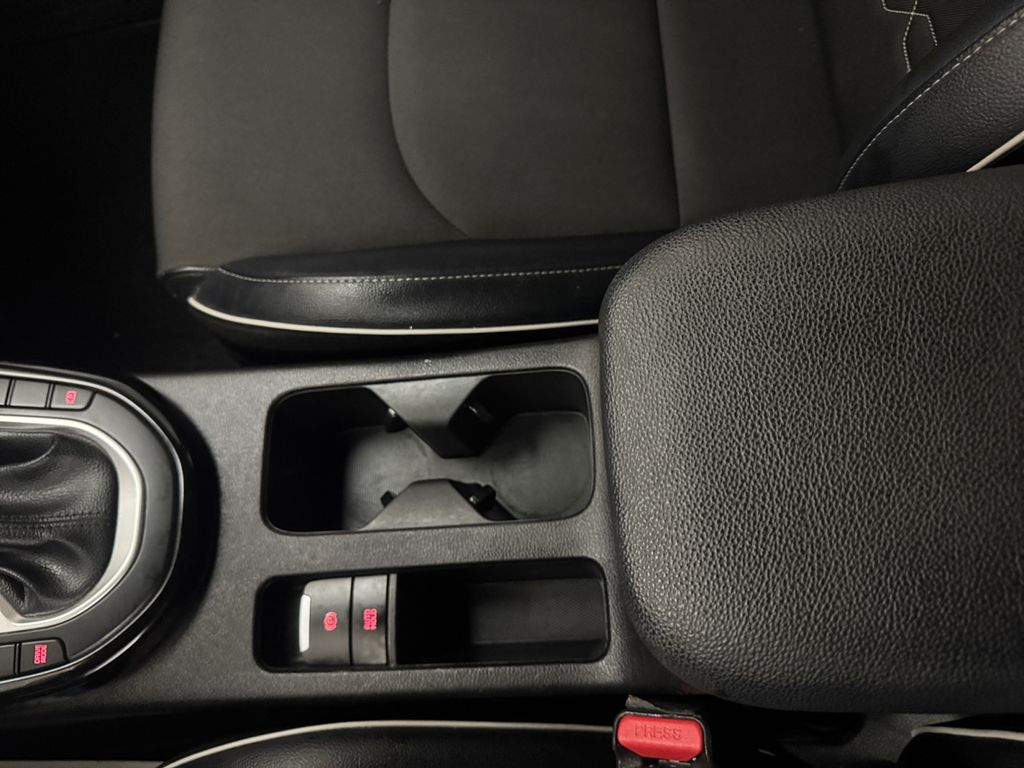2023 Kia Forte GT-Line photo 22