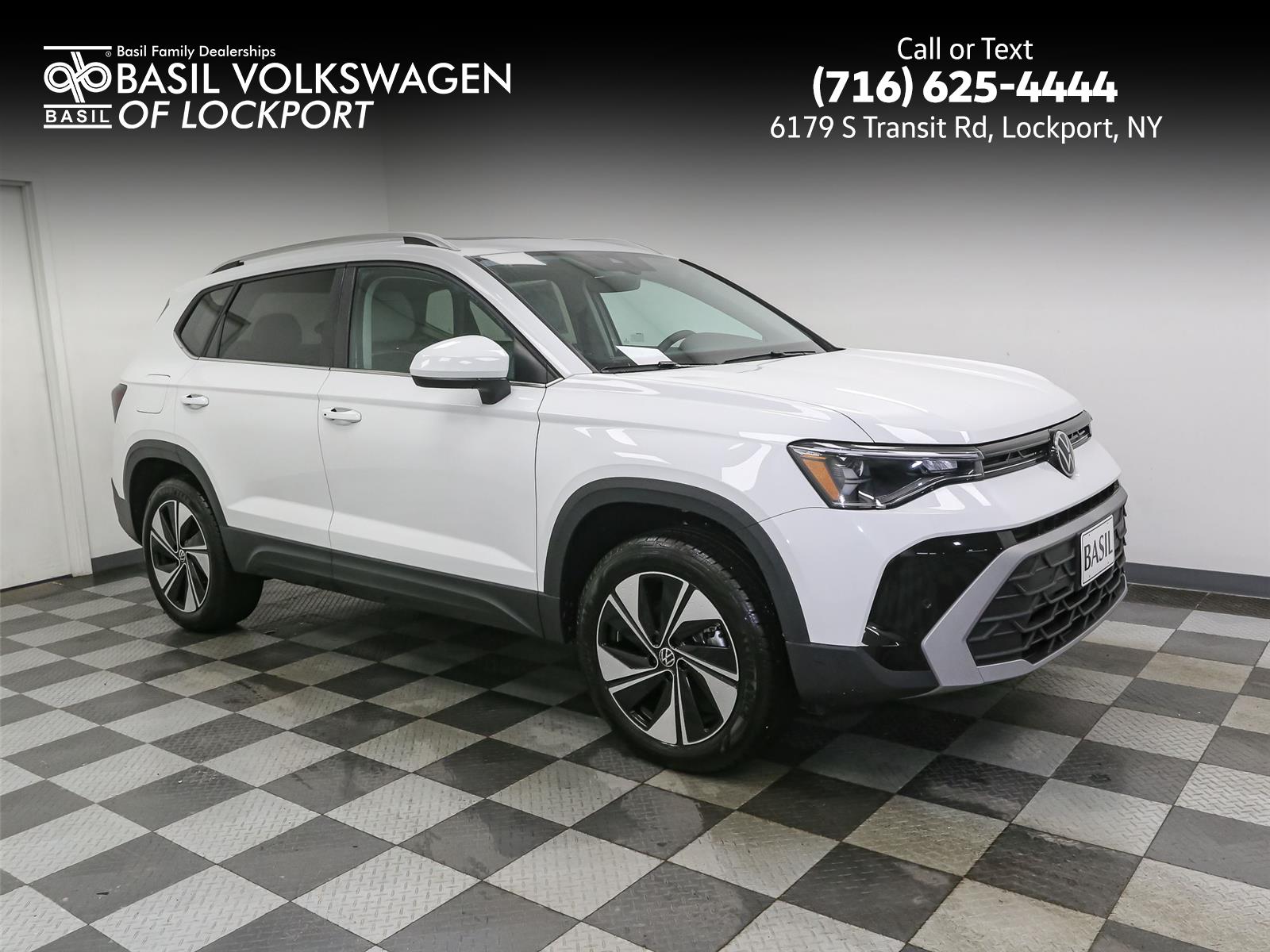 2025 Volkswagen Taos SE