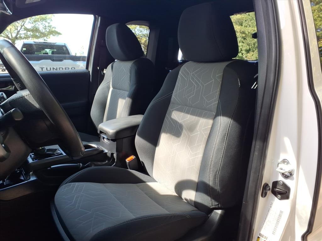 2023 Toyota Tacoma TRD photo 12