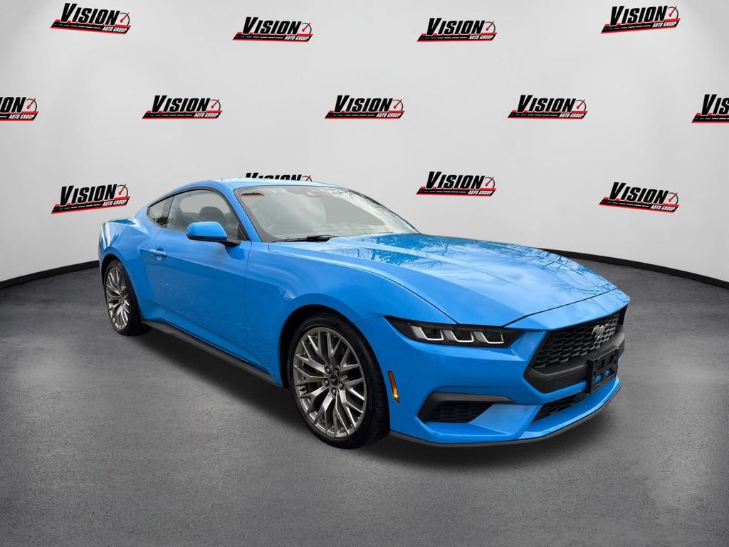 2024 Ford Mustang EcoBoost Premium photo 3