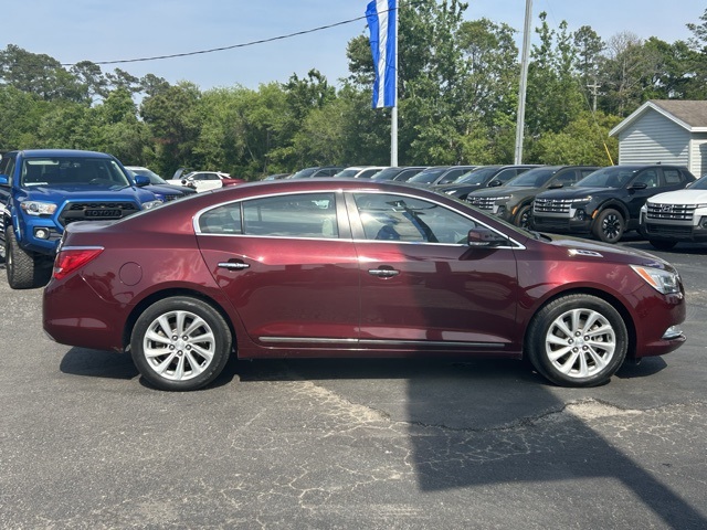Used 2016 Buick LaCrosse Leather with VIN 1G4GB5G32GF167422 for sale in New Bern, NC