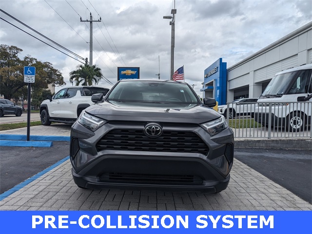 2024 Toyota RAV4 LE photo 3