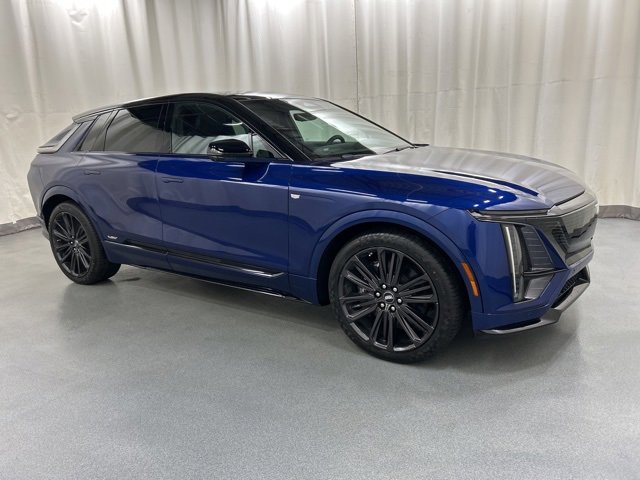 2026 Cadillac LYRIQ V Premium's photo