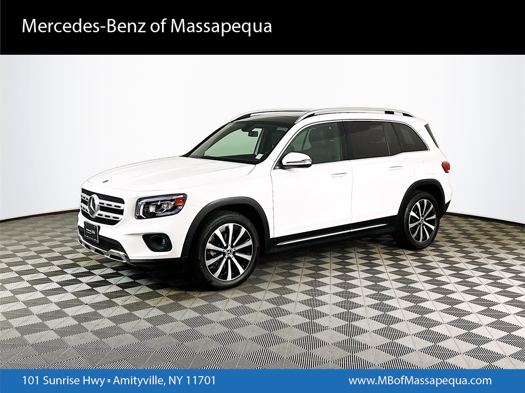 2023 Mercedes-Benz GLB Base's photo
