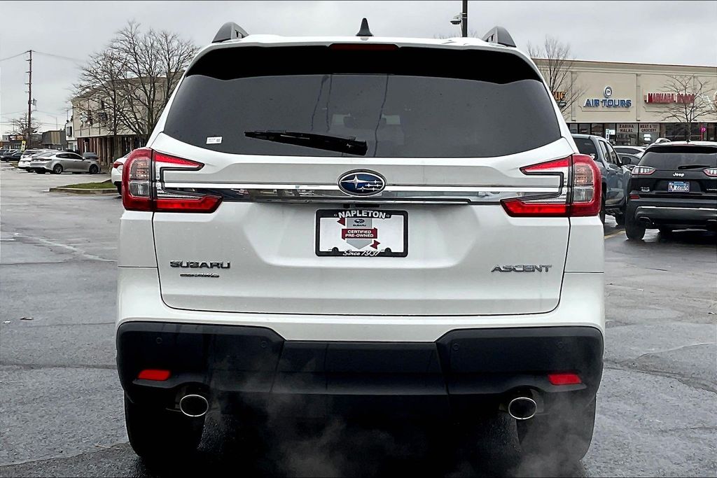2024 Subaru Ascent Premium photo 3