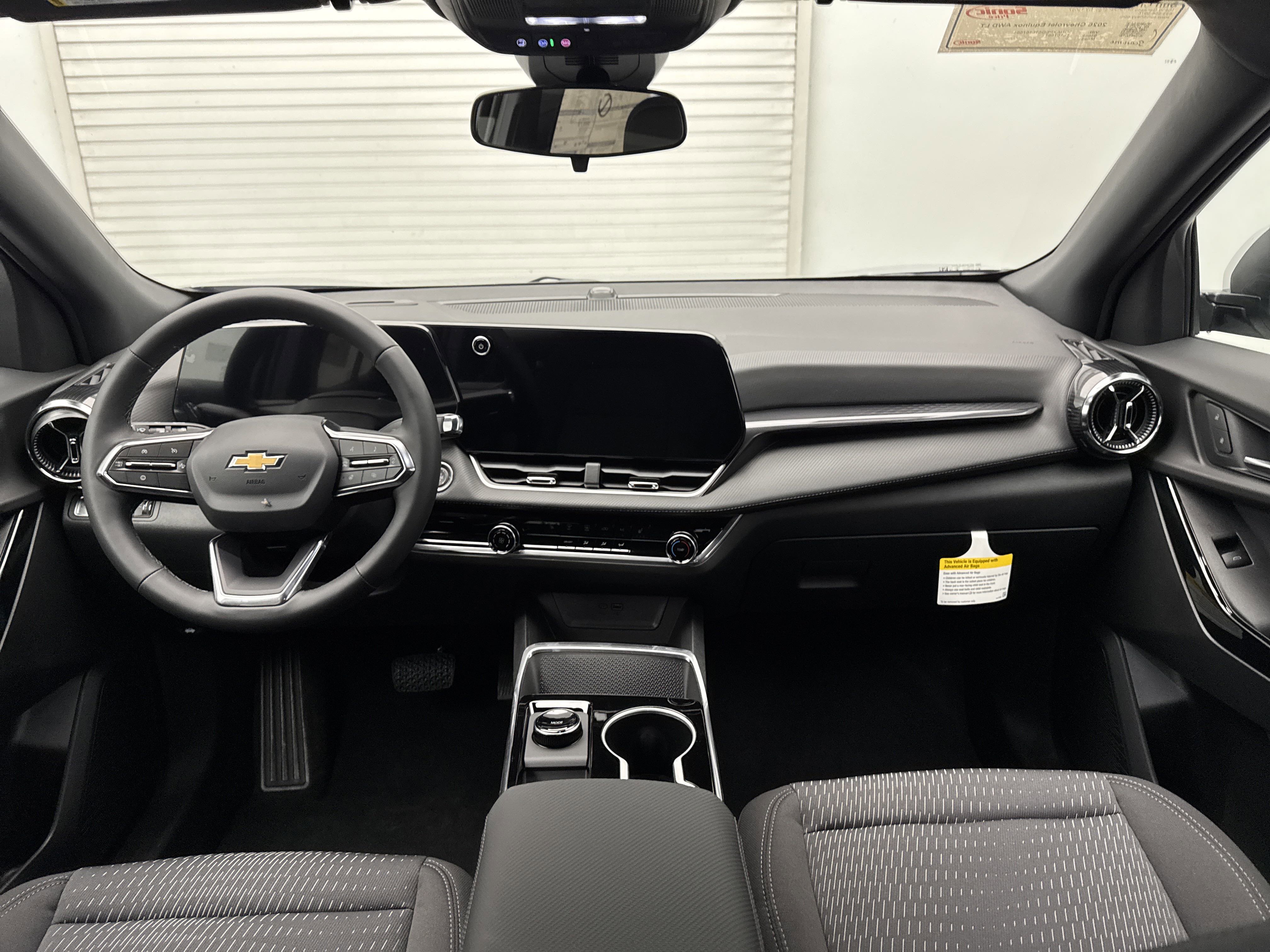 2026 Chevrolet Equinox LT photo 9