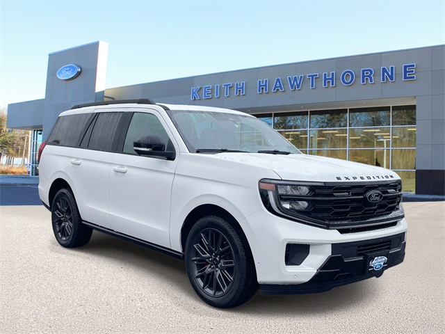 2025 Ford Expedition Platinum's photo