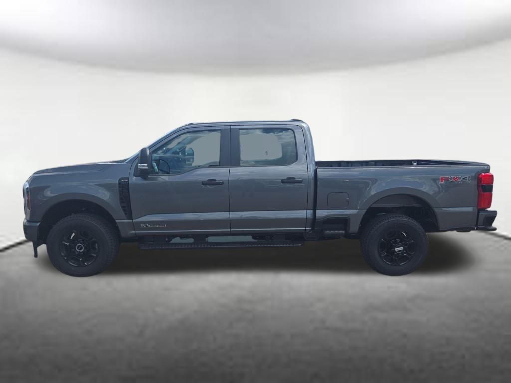 2025 Ford F-250 XL photo 2
