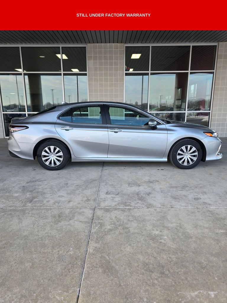 2024 Toyota Camry Hybrid LE FWD
