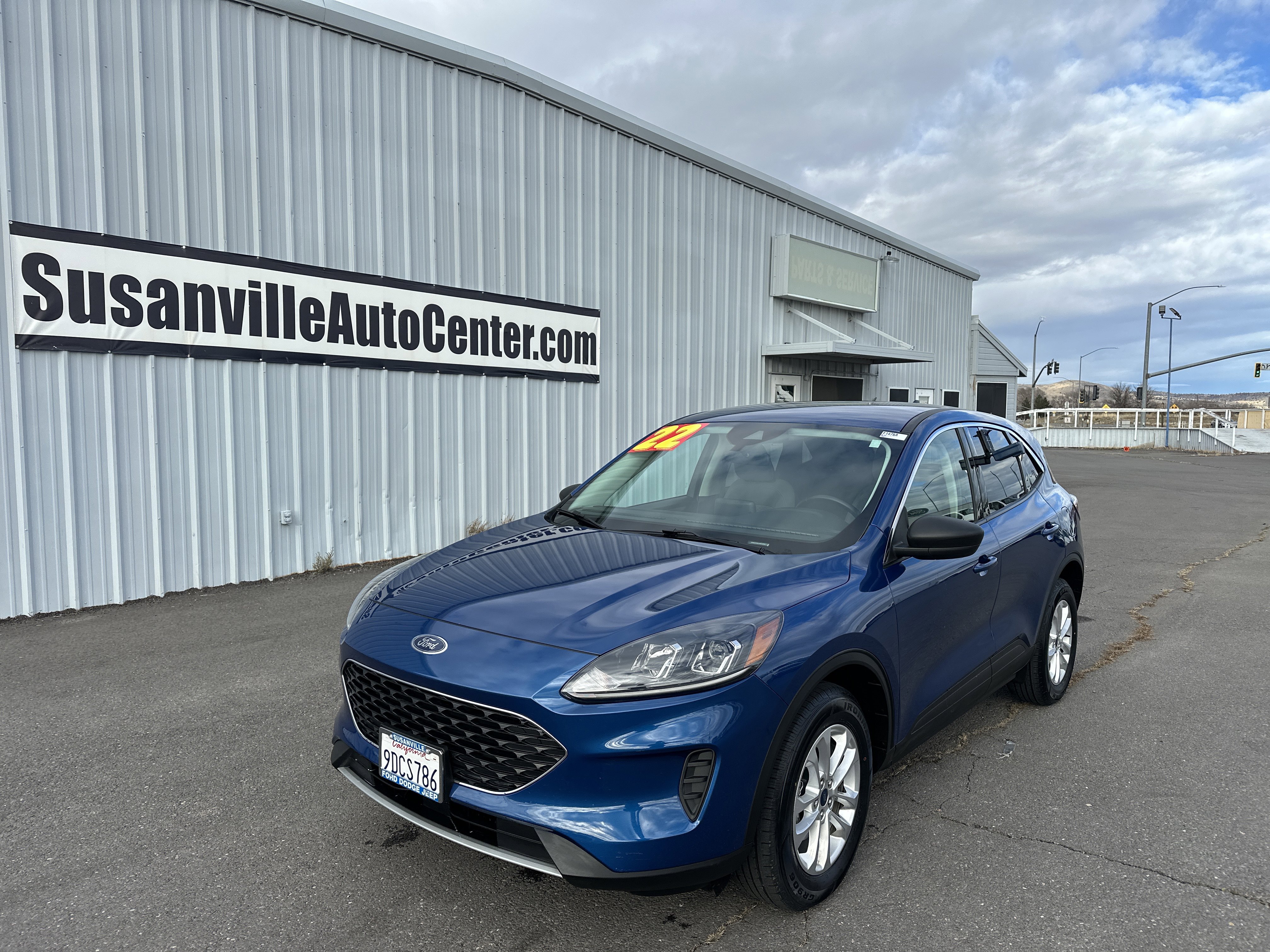 2022 Ford Escape SE's photo