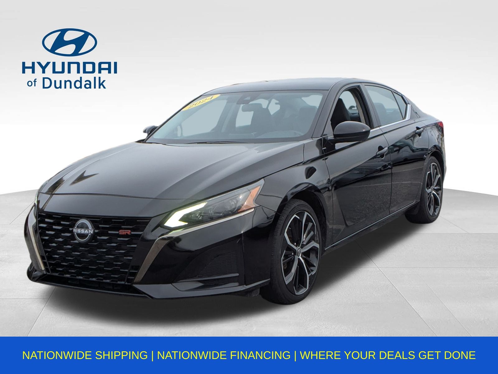 2024 Nissan Altima SR's photo