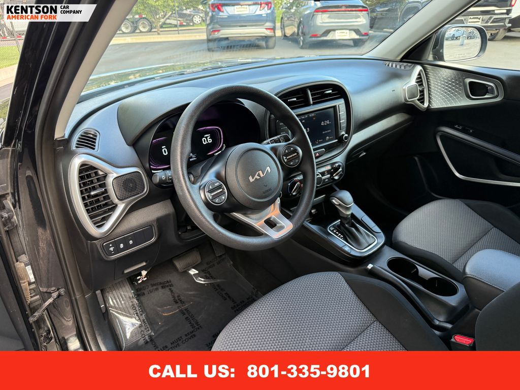 2024 Kia Soul LX photo 20
