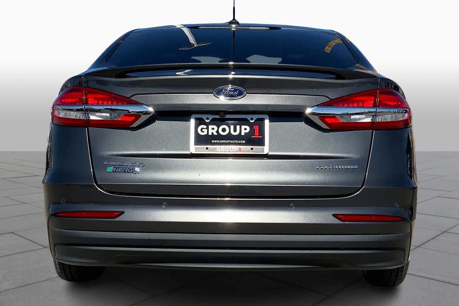 2019 Ford Fusion Energi Titanium photo 4