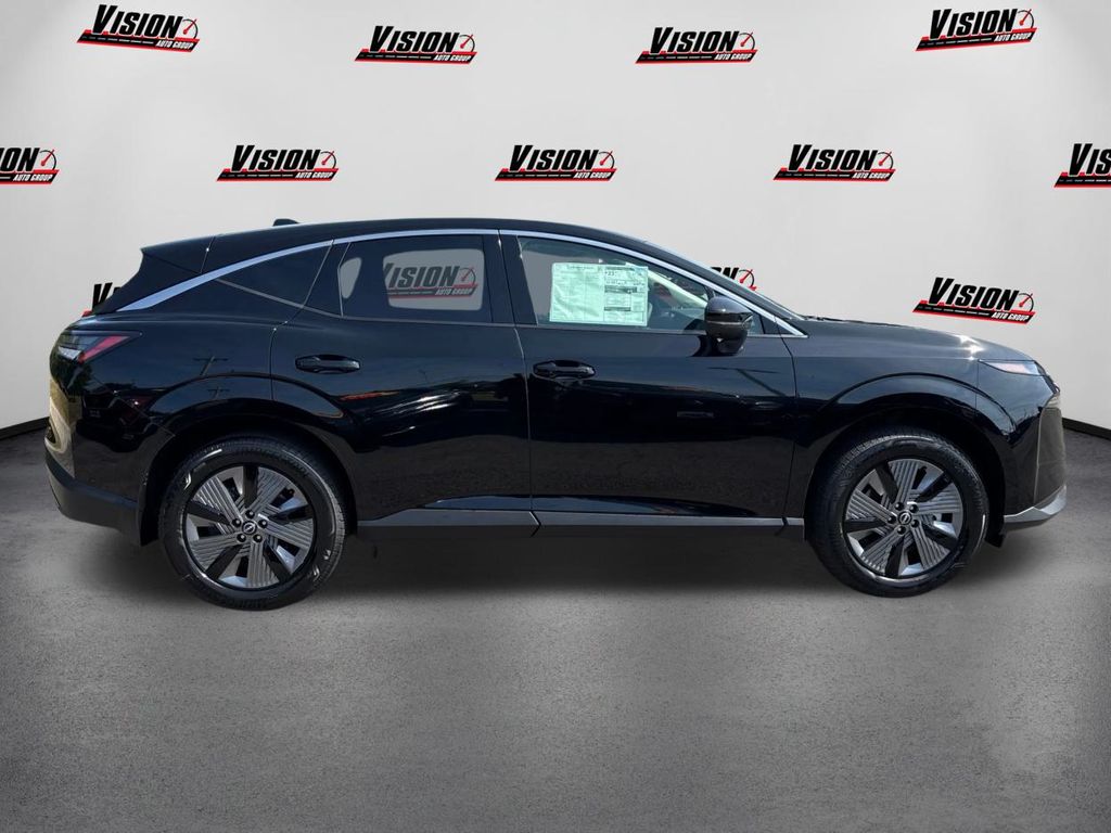2025 Nissan Murano SL photo 4