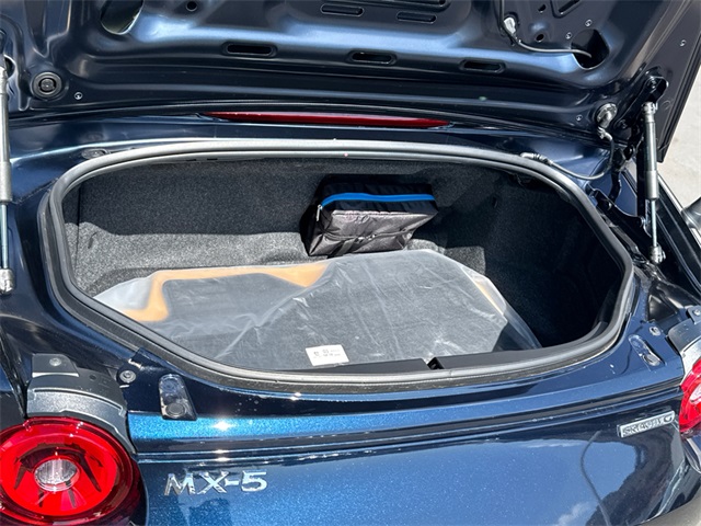 2025 Mazda MX-5 Miata Miata Grand Touring photo 13