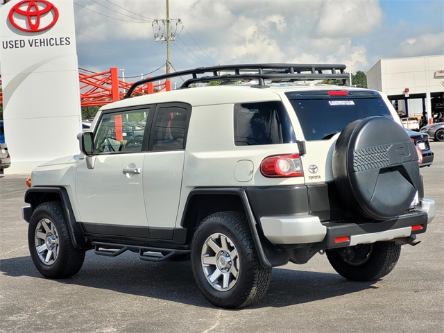 2014 Toyota FJ Cruiser Base photo 4