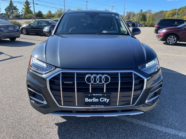 2021 Audi Q5 45 Premium Plus photo 2