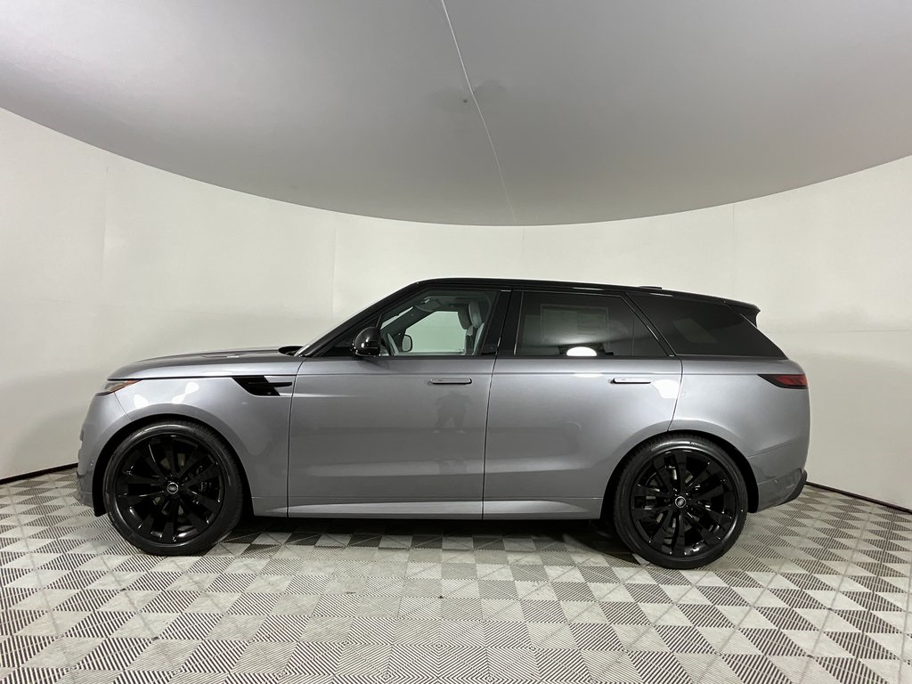 2025 Land Rover Range Rover Sport SE photo 5