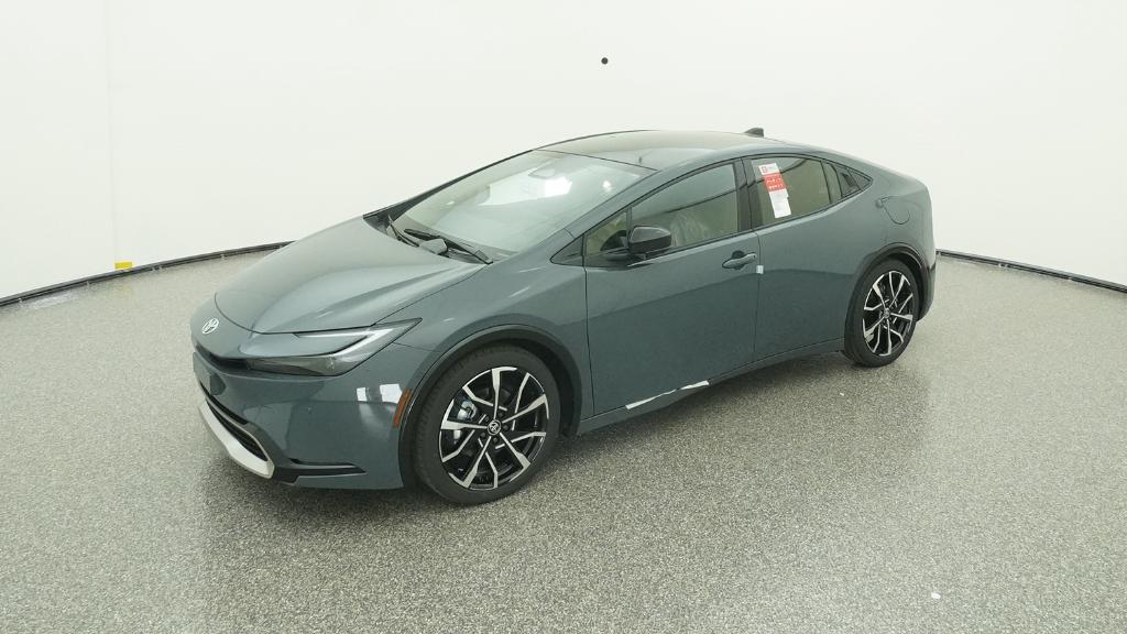 2026 Toyota Prius XSE Premium's photo