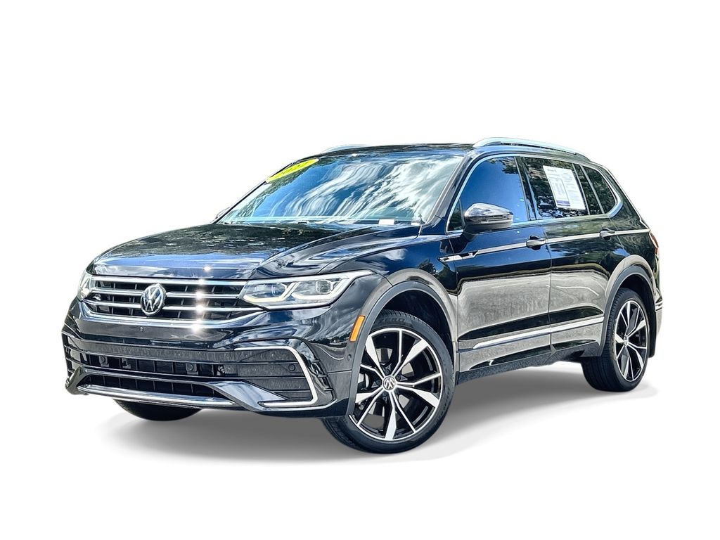2022 Volkswagen Tiguan SEL R-LINE's photo