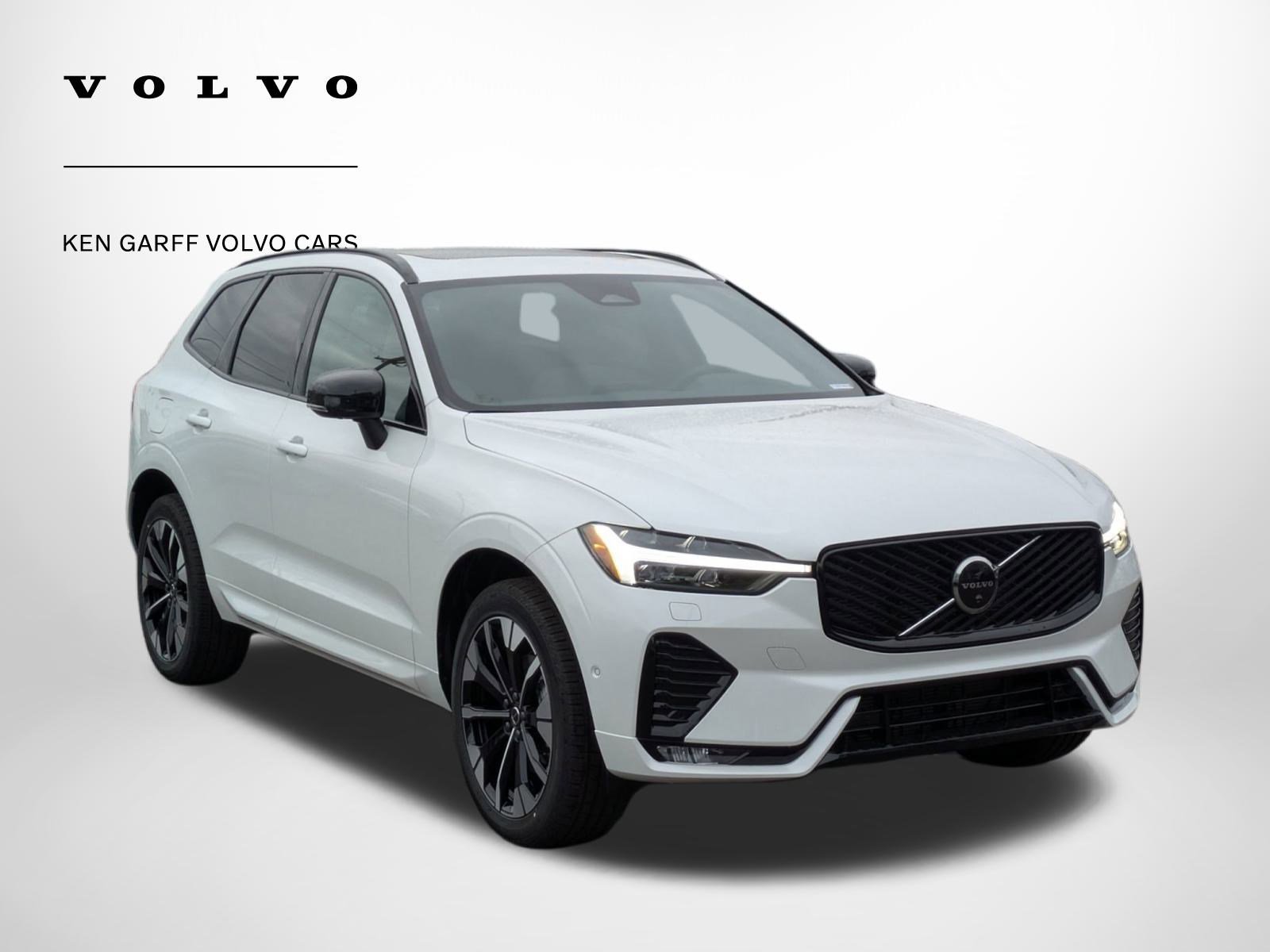 2026 Volvo XC60 Plus's photo