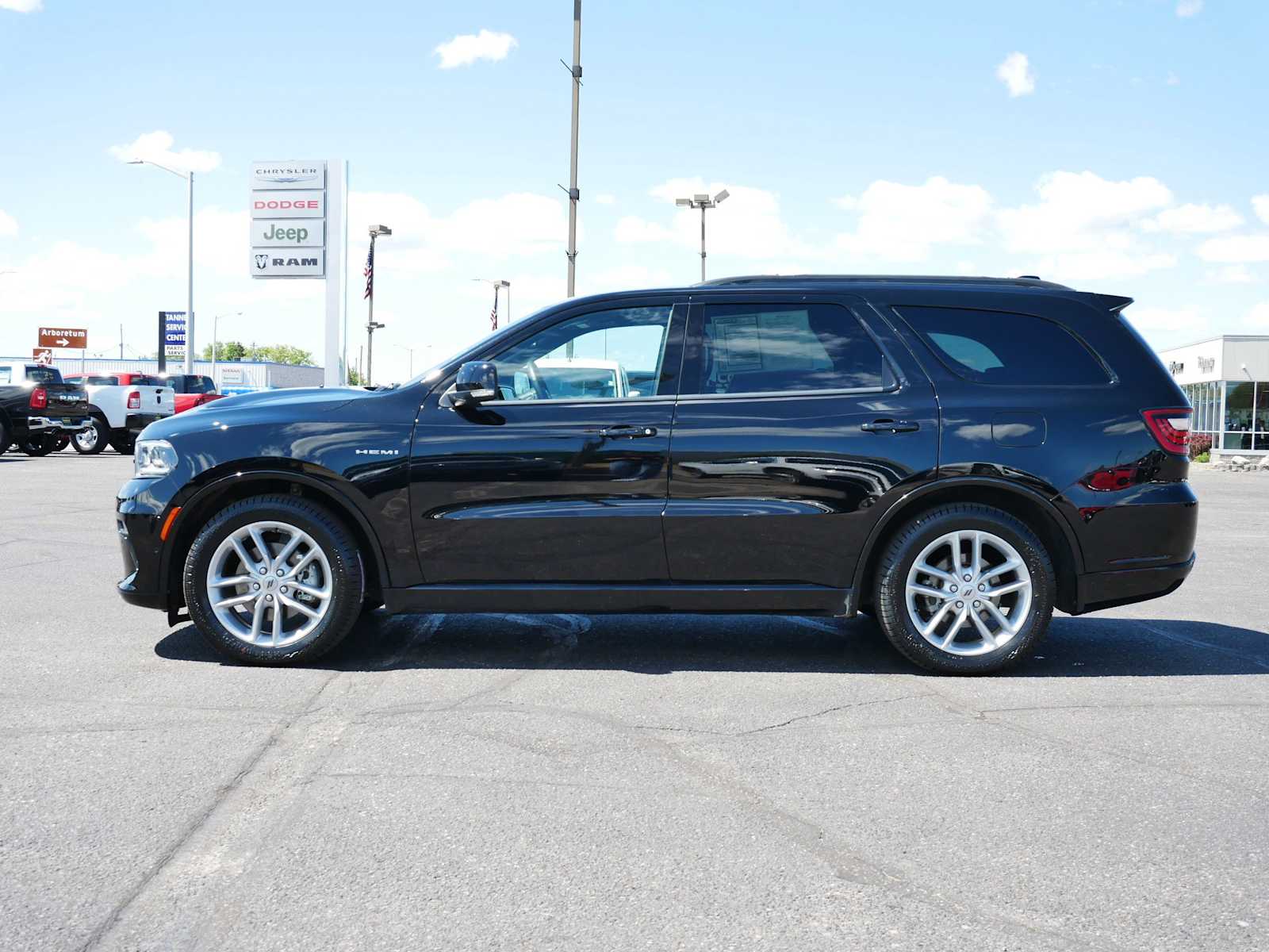 2023 Dodge Durango R/T Premium photo 6