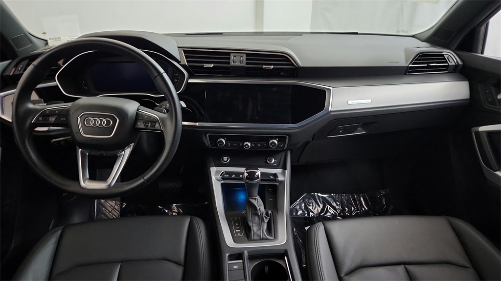 2022 Audi Q3 S line Premium Plus photo 17