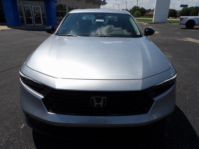 2025 Honda Accord 1.5T SE photo 2