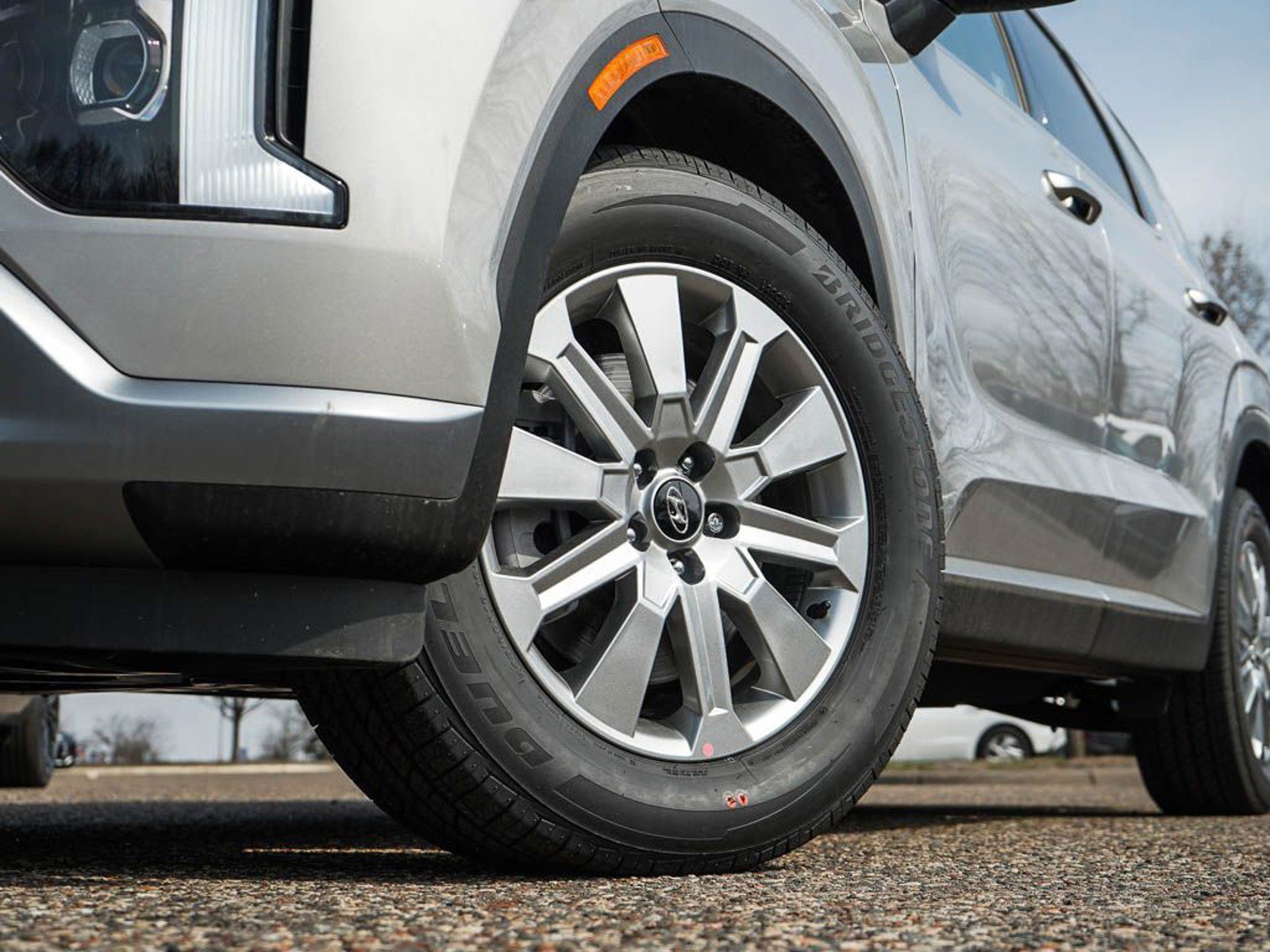 2025 Hyundai Palisade SEL photo 3