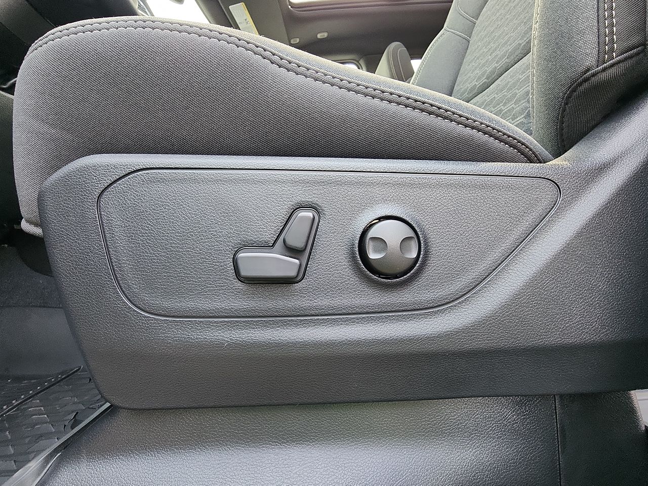 2026 Ram 1500 Big Horn photo 12